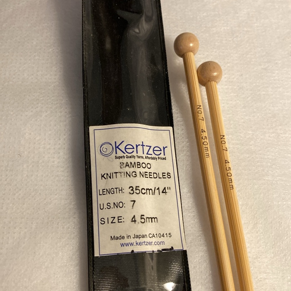 NWOT - 2 Pack - Kertzer Bamboo Long Straight Knitting Needles - 14" Long - 4.5mm